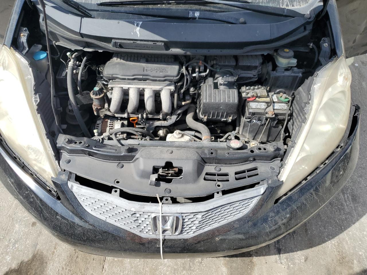 2010 Honda Fit - Image 12