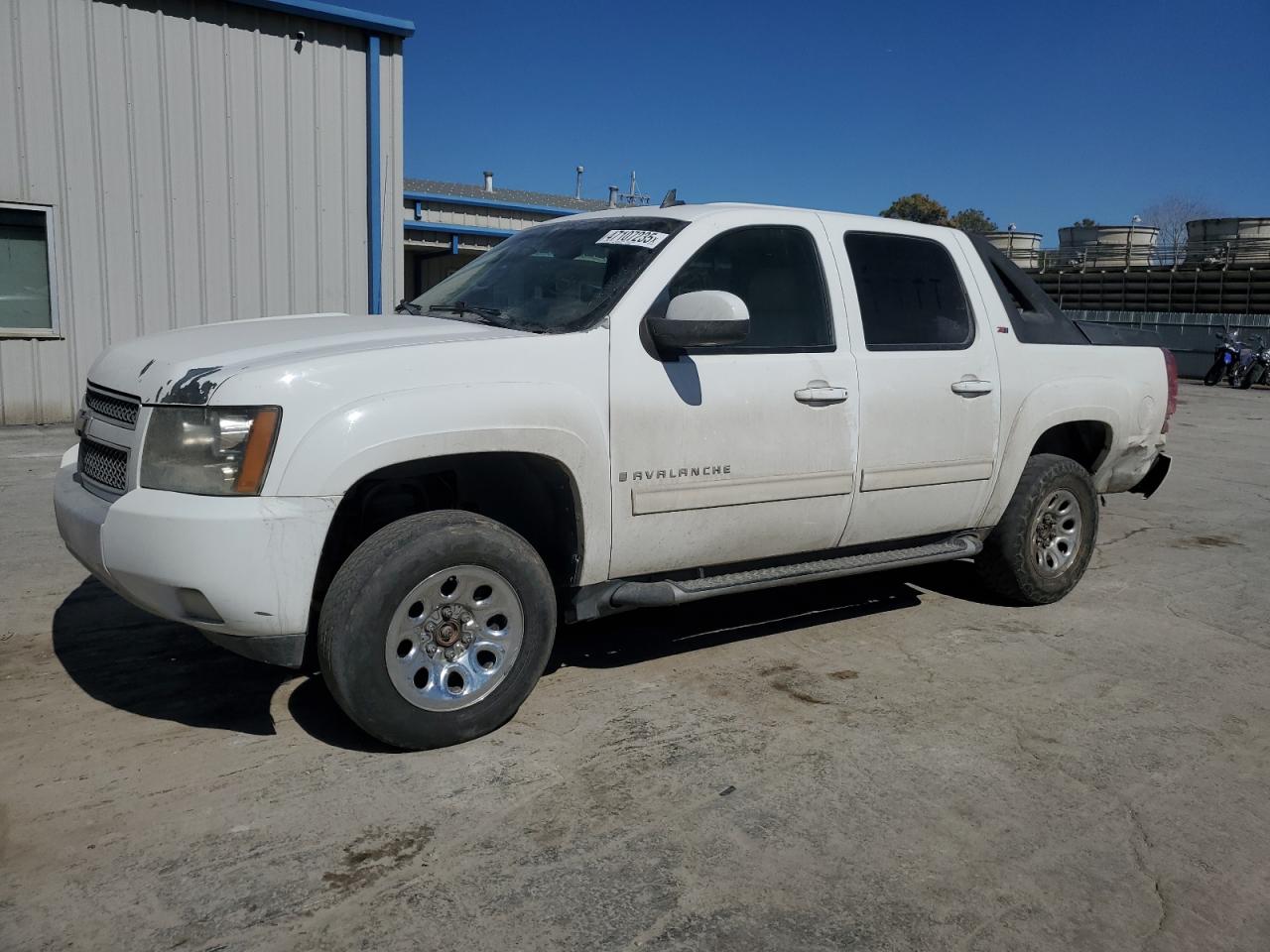 2009 Chevrolet Avalanche - Image 1