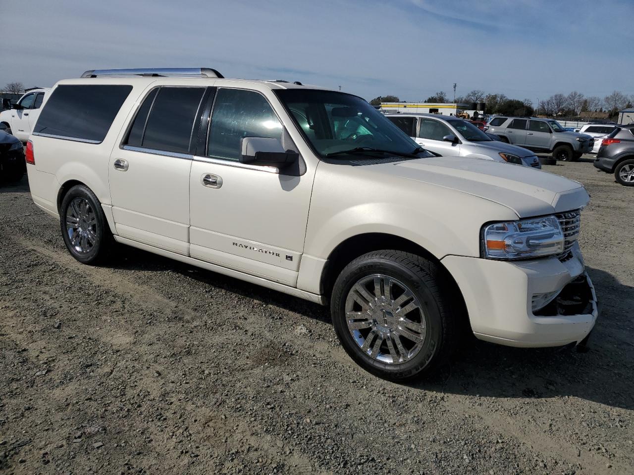 2008 Lincoln Navigator - Image 4