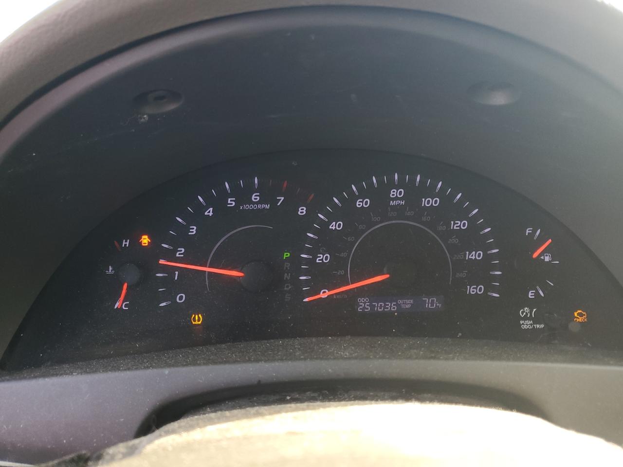 2011 Toyota Camry - Image 9