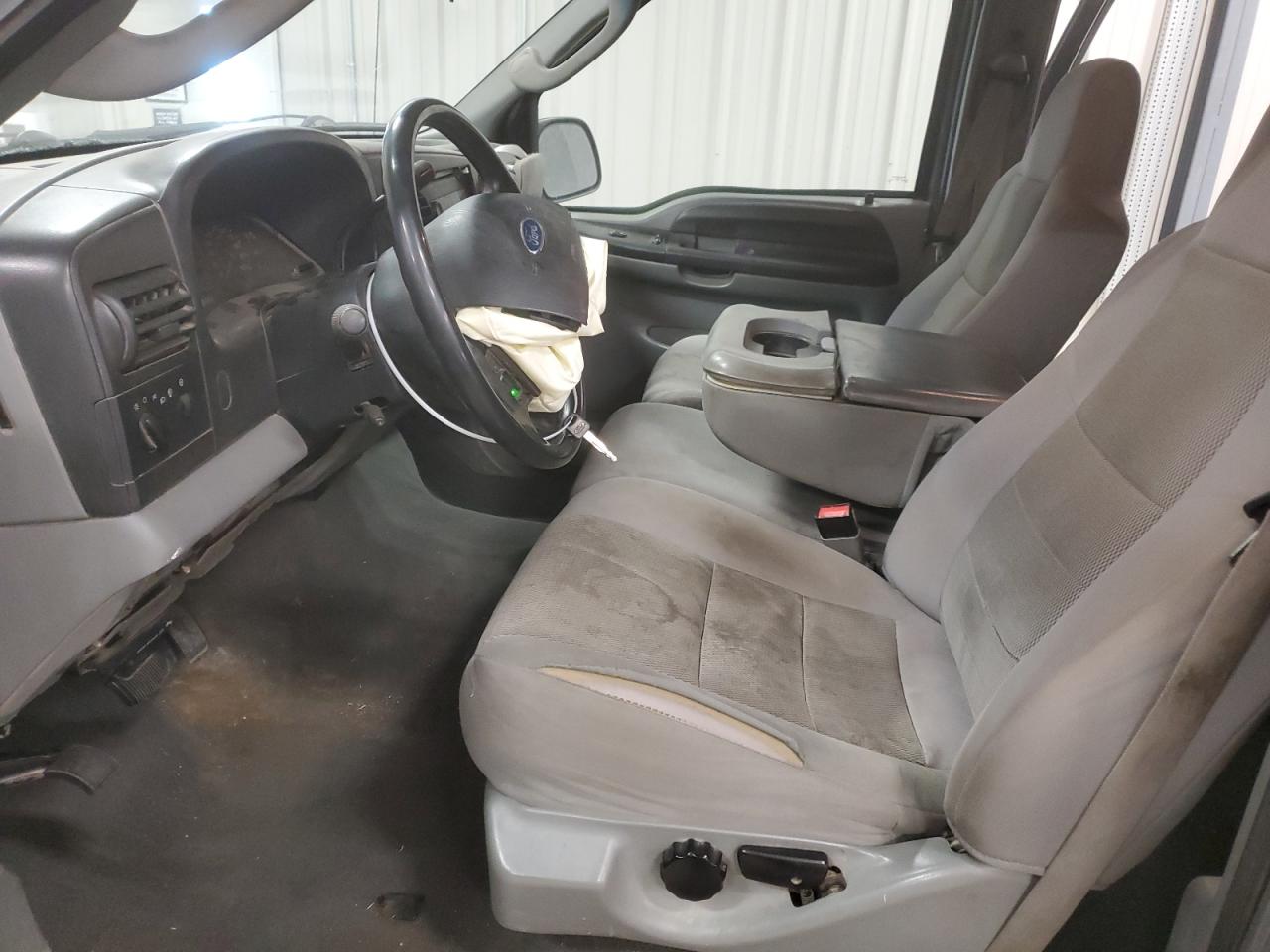 2006 Ford F250 - Image 7