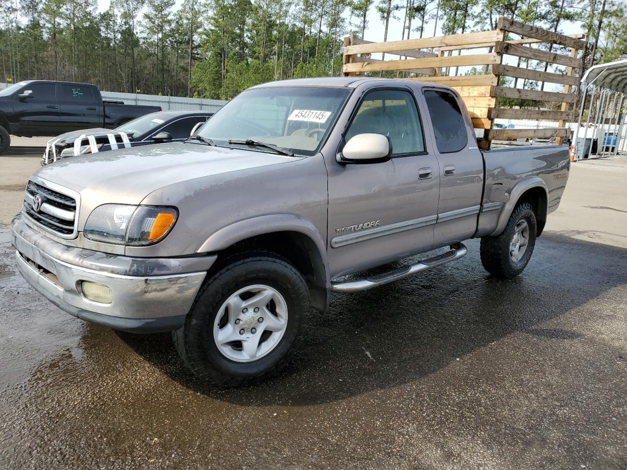 2002 Toyota Tundra - Image 1