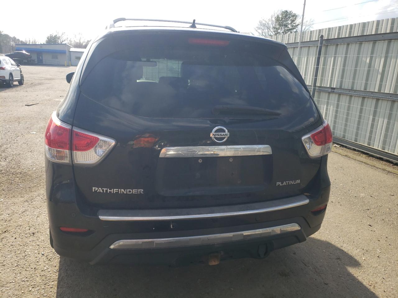 2014 Nissan Pathfinder - Image 6