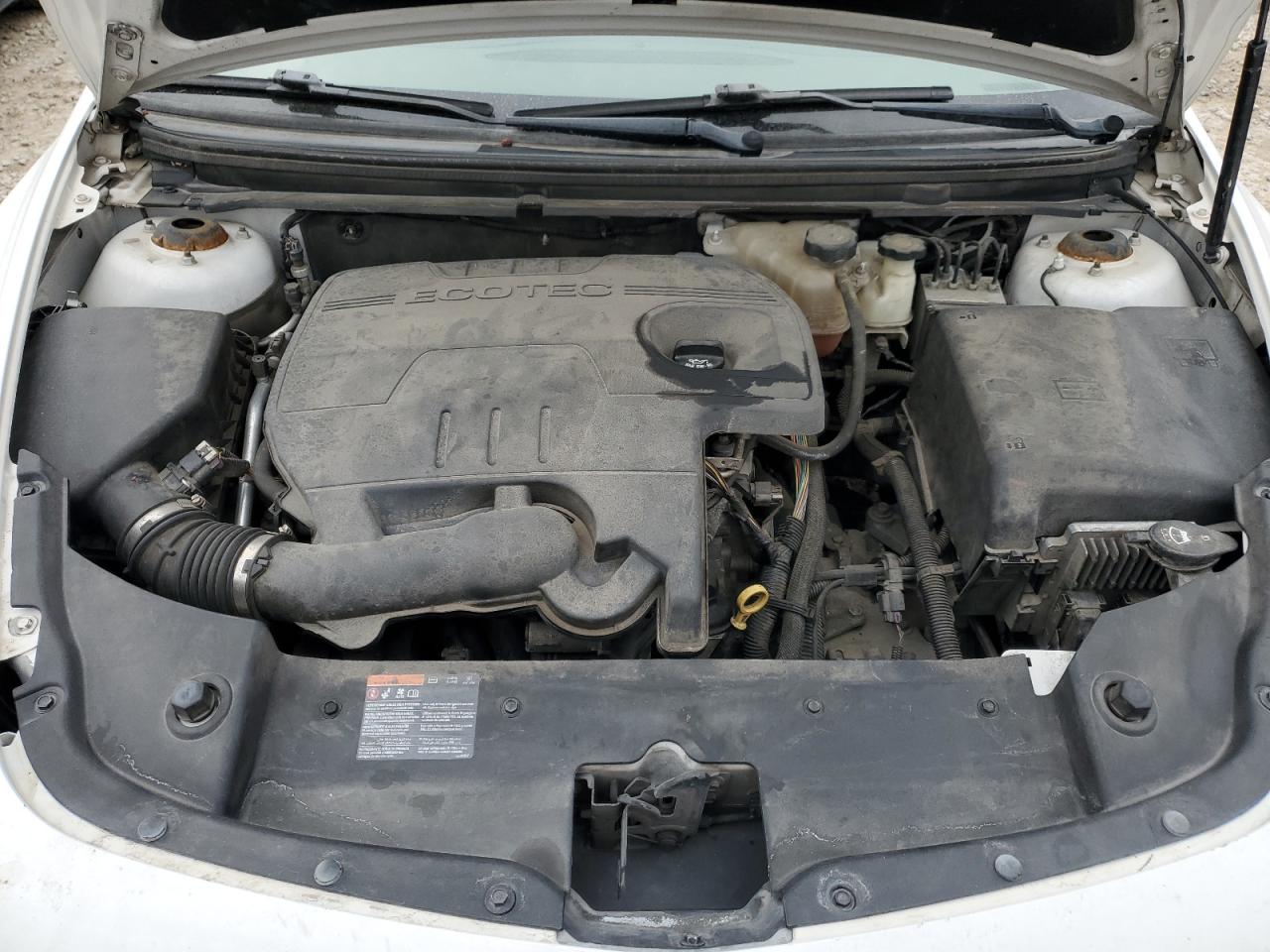 2012 Chevrolet Malibu - Image 11