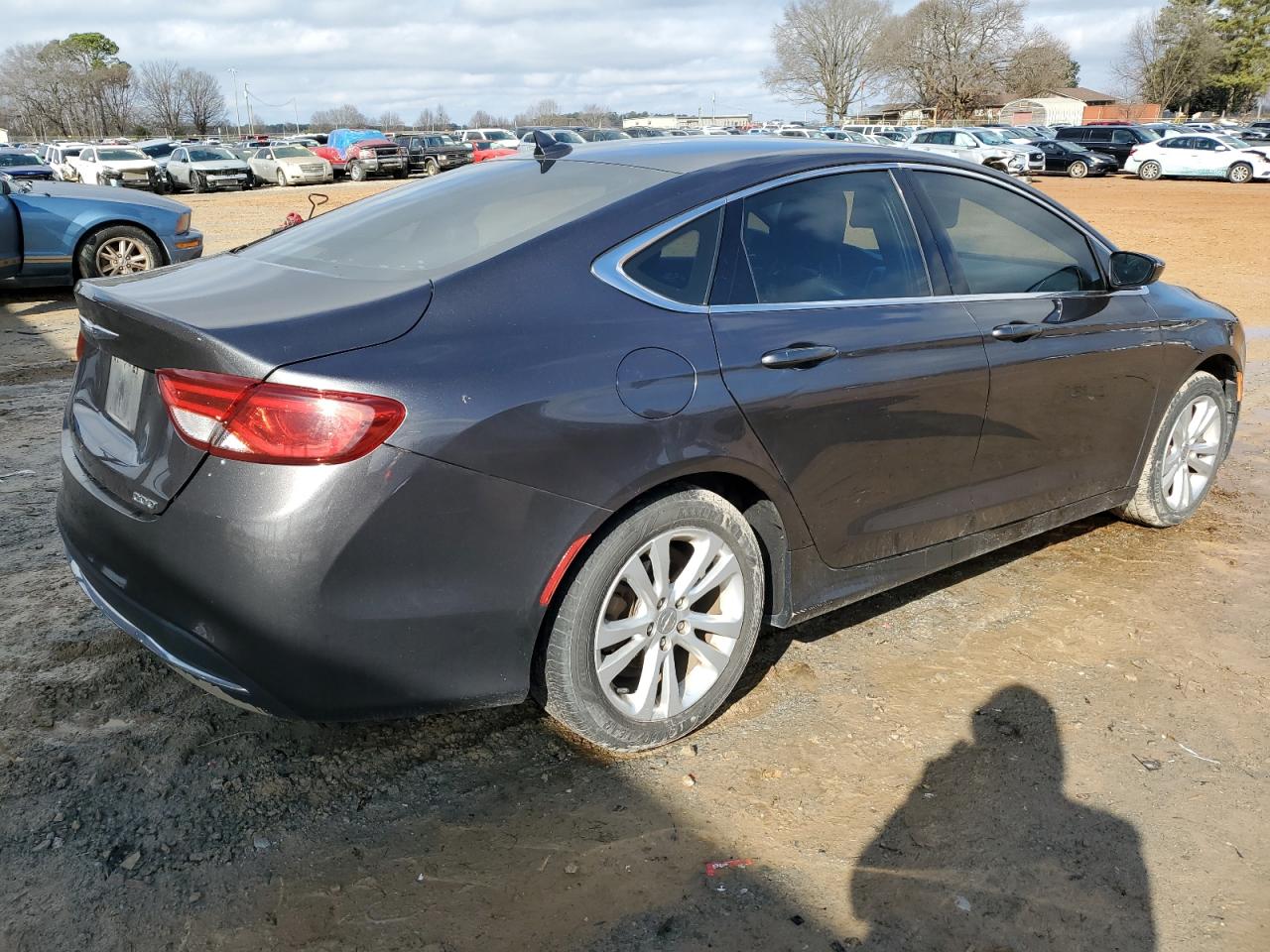 2017 Chrysler 200 - Image 3