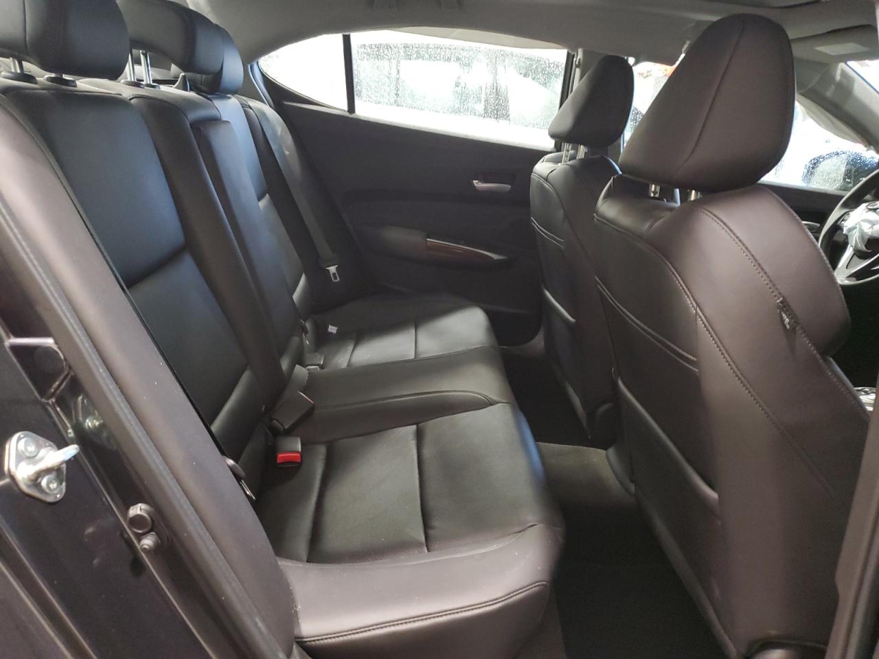 2015 Acura TLX - Image 10