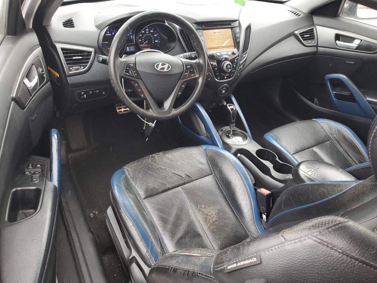 2013 Hyundai Veloster - Image 8