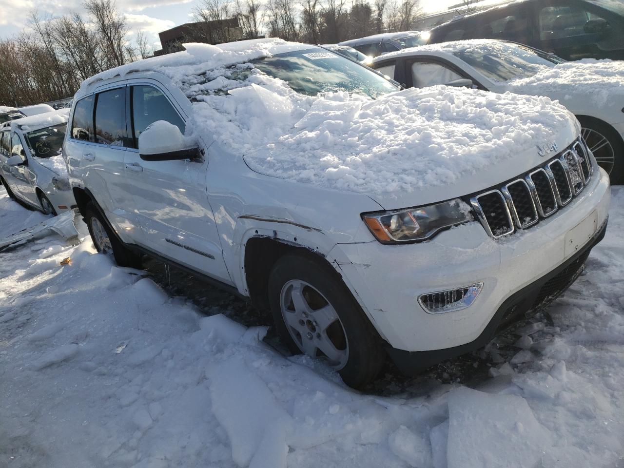 2017 Jeep Grand Cherokee - Image 4