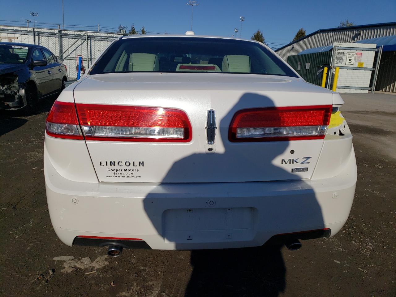 2011 Lincoln MKZ - Image 6