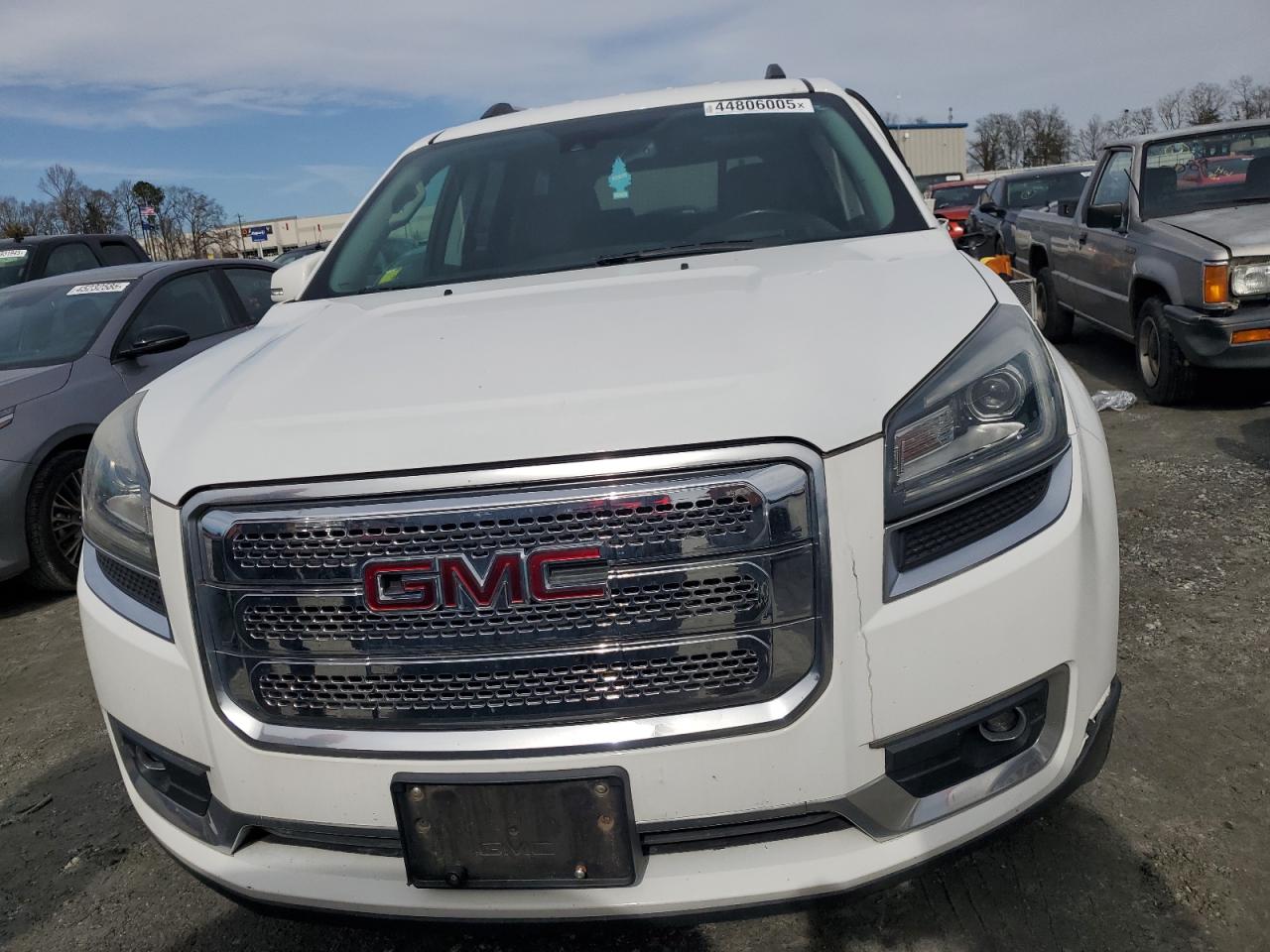 2017 GMC Acadia - Image 5