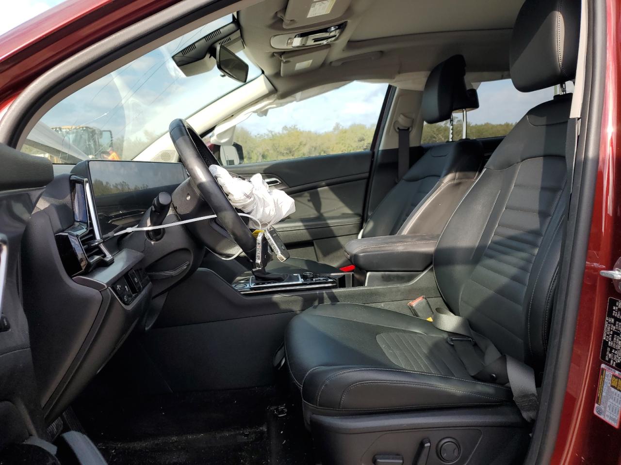 2023 Kia Sportage - Image 7