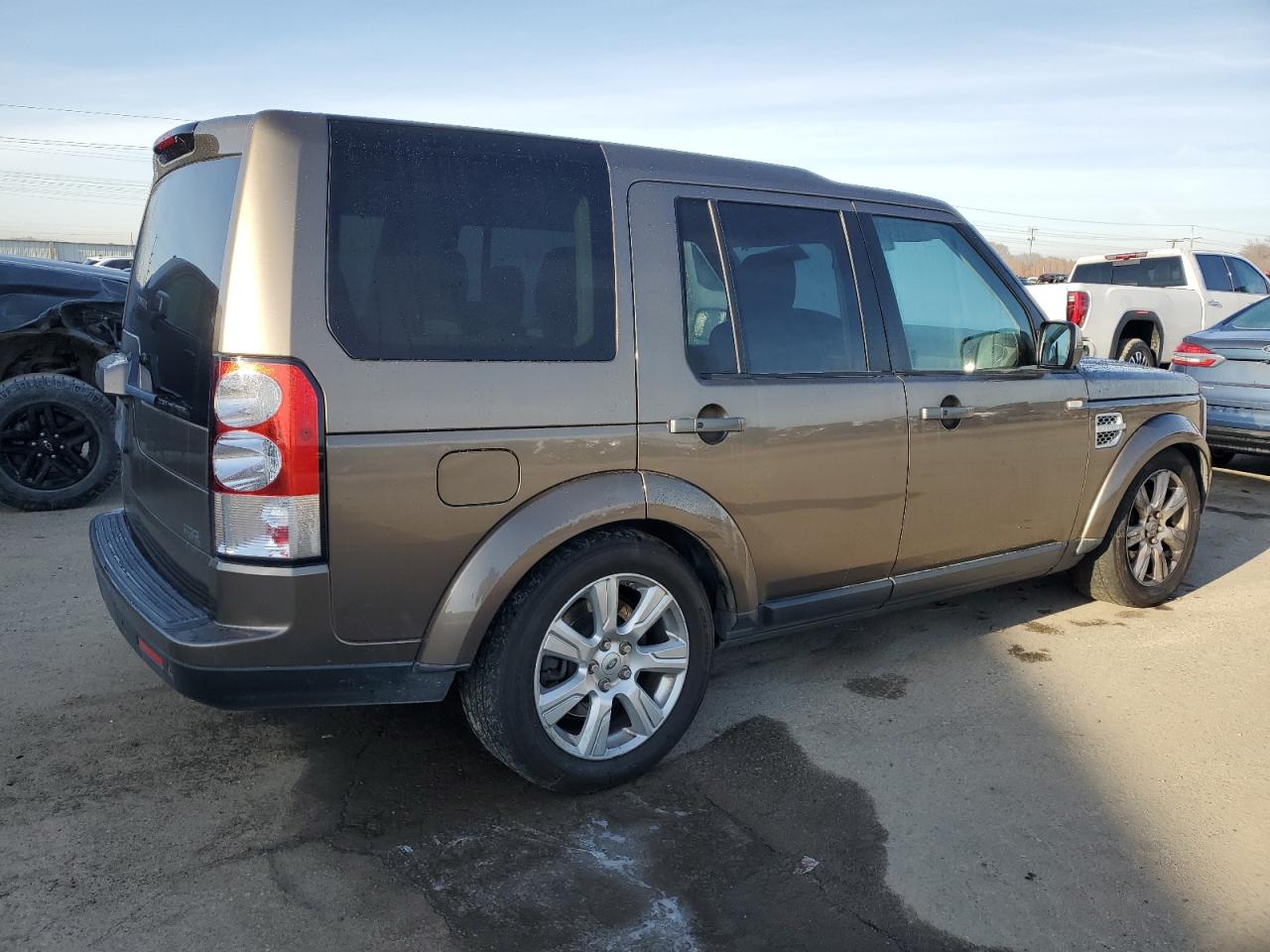2013 Land Rover LR4 - Image 3