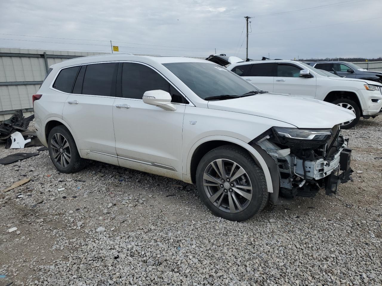 2021 Cadillac XT6 - Image 4