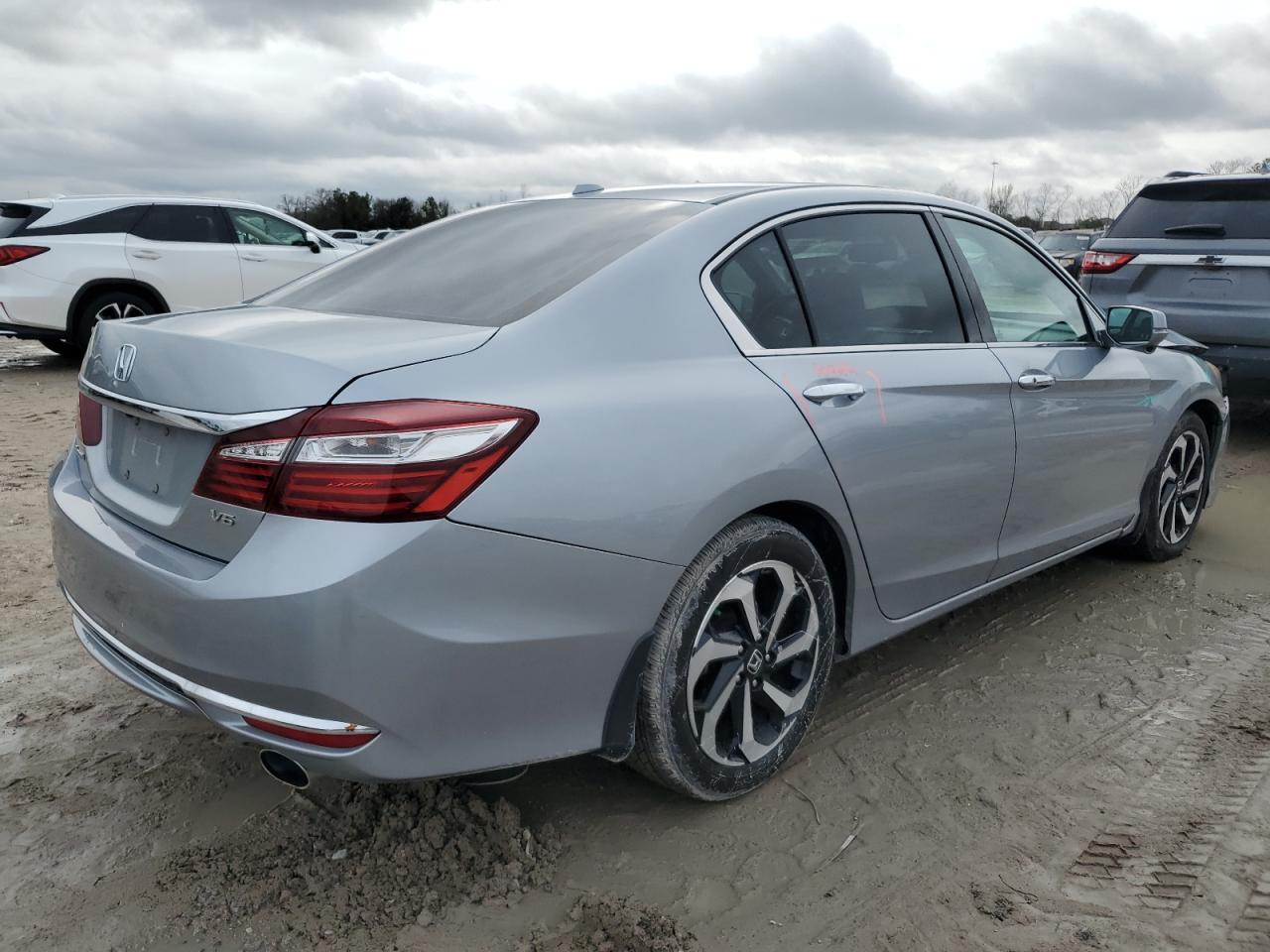 2017 Honda Accord - Image 3
