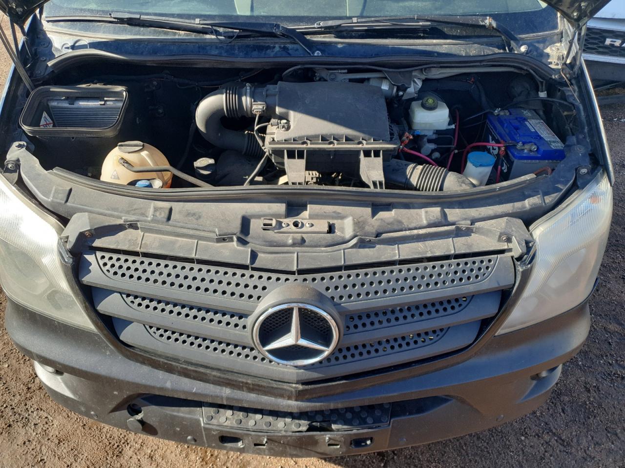 2015 Mercedes-Benz Sprinter - Image 12