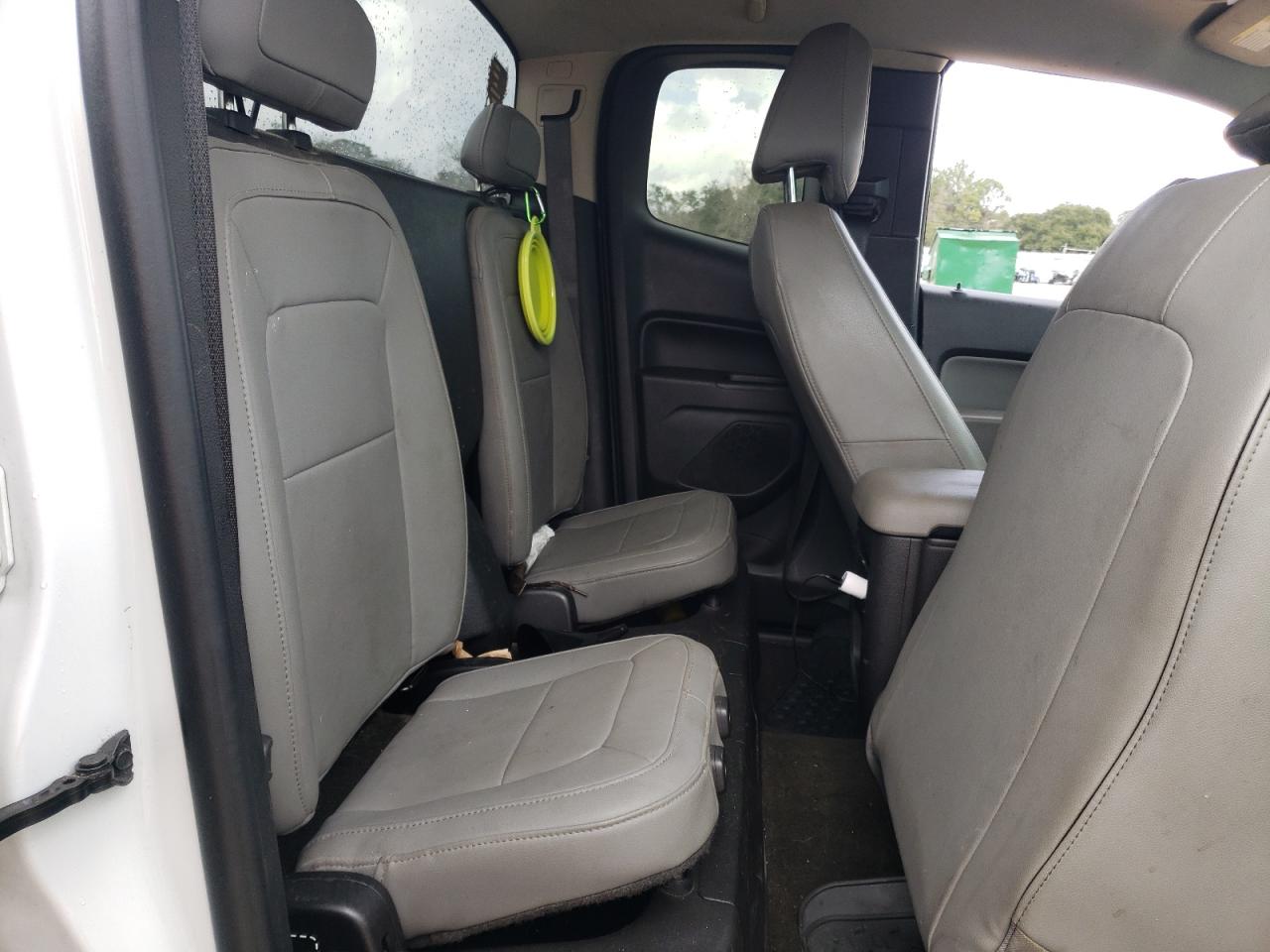 2015 Chevrolet Colorado - Image 10