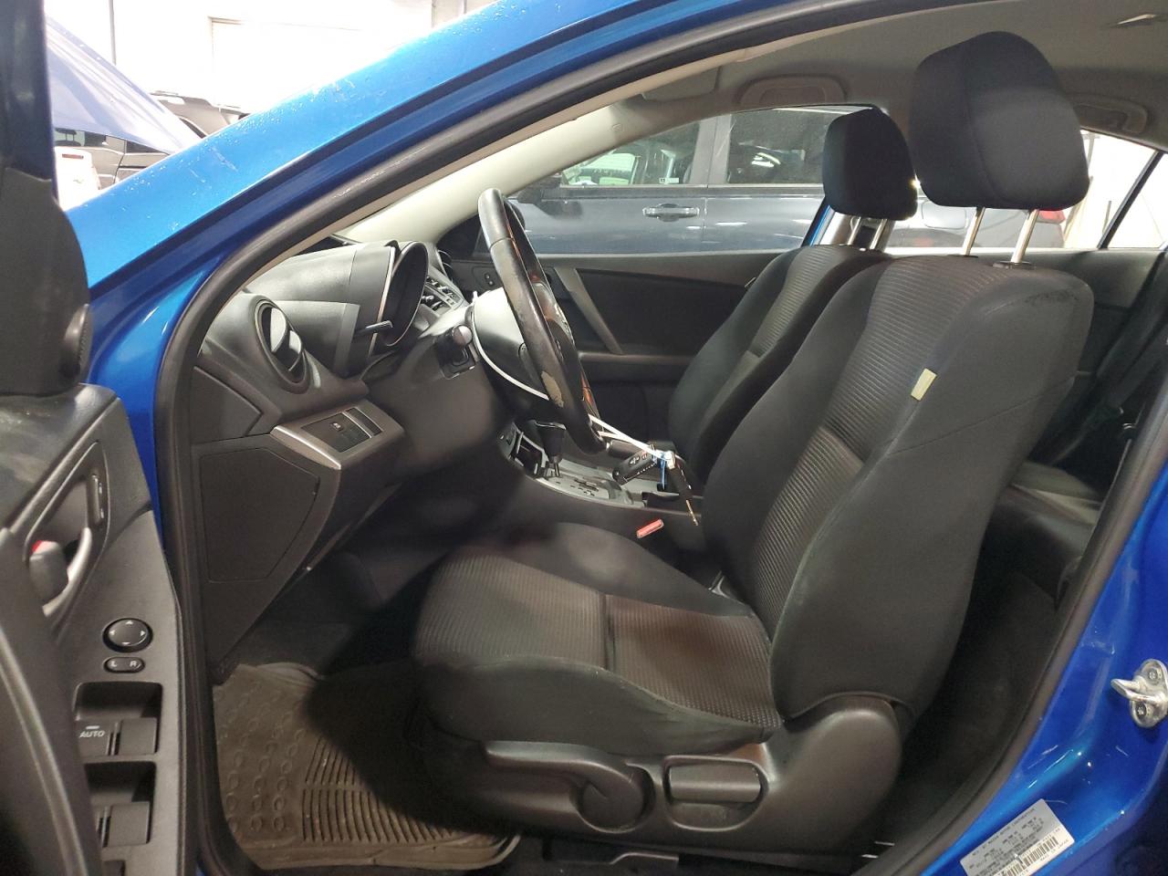 2012 Mazda 3 - Image 7