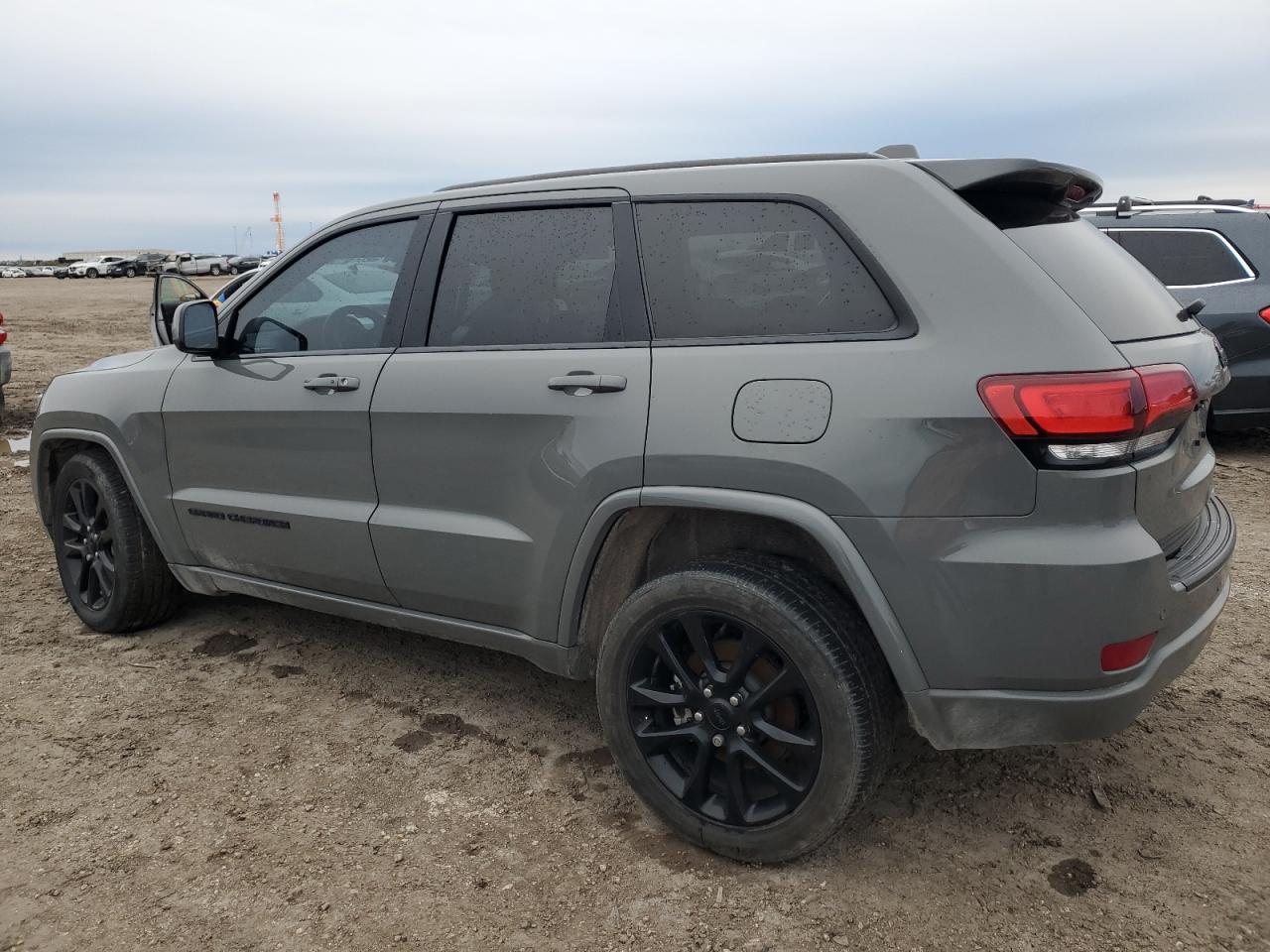 2021 Jeep Grand Cherokee - Image 2
