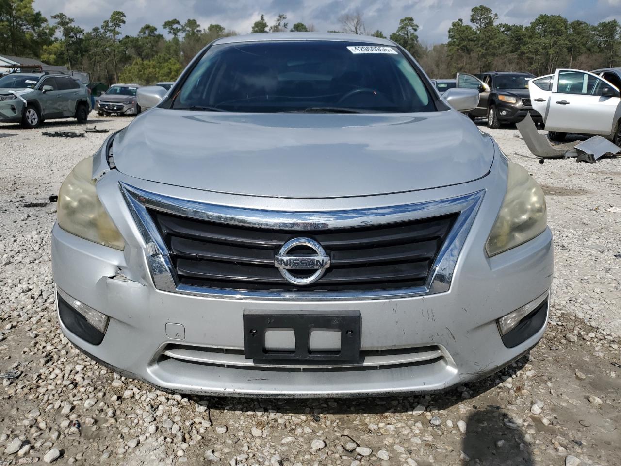 2015 Nissan Altima - Image 5