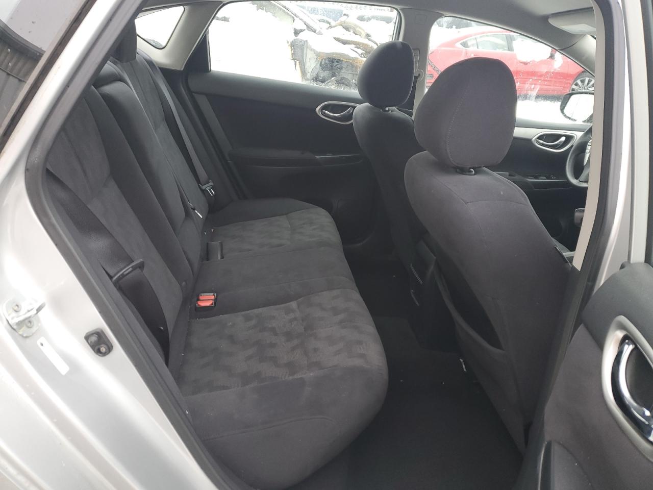 2013 Nissan Sentra - Image 10