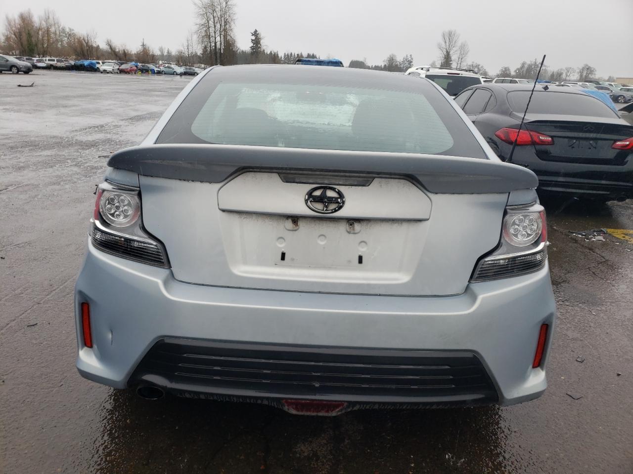 2014 Toyota tC - Image 6