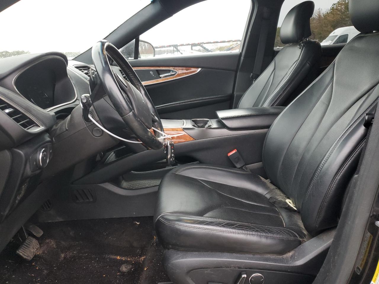 2016 Lincoln MKX - Image 7
