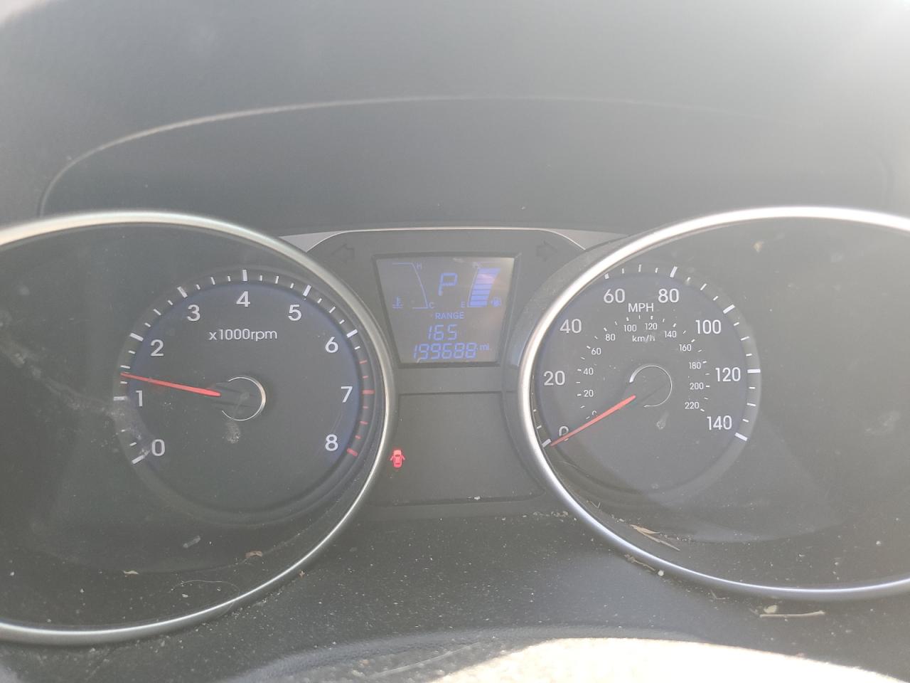 2010 Hyundai Tucson - Image 9