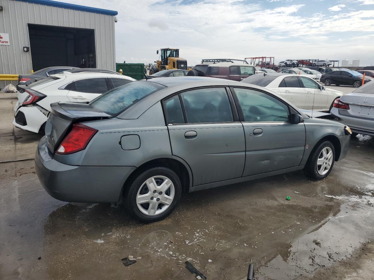 2007 Saturn ION - Image 3