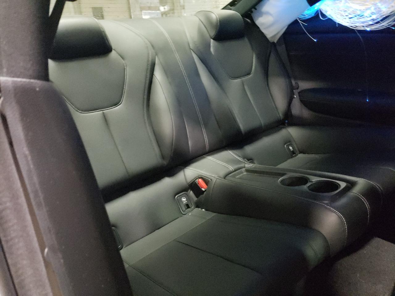 2017 Infiniti Q60 - Image 10