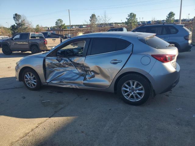  MAZDA 3 2015 Srebrny