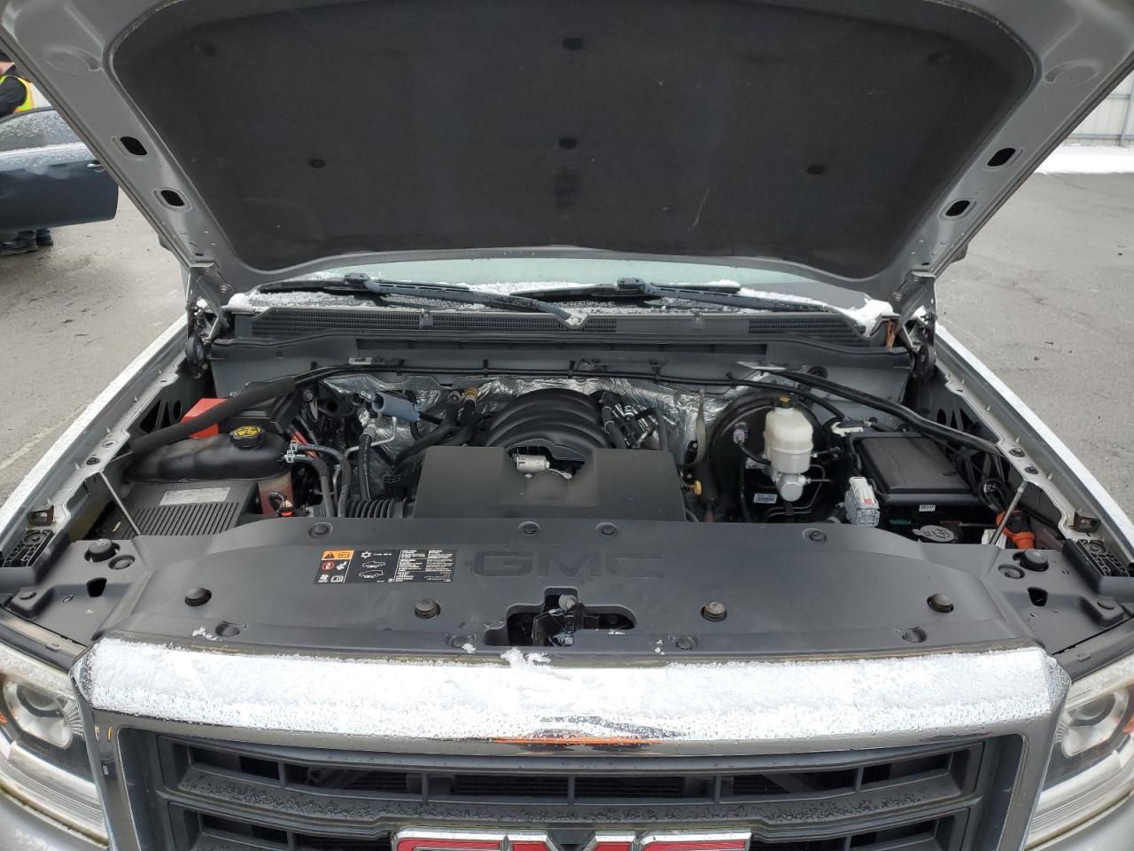 2015 GMC Sierra - Image 11