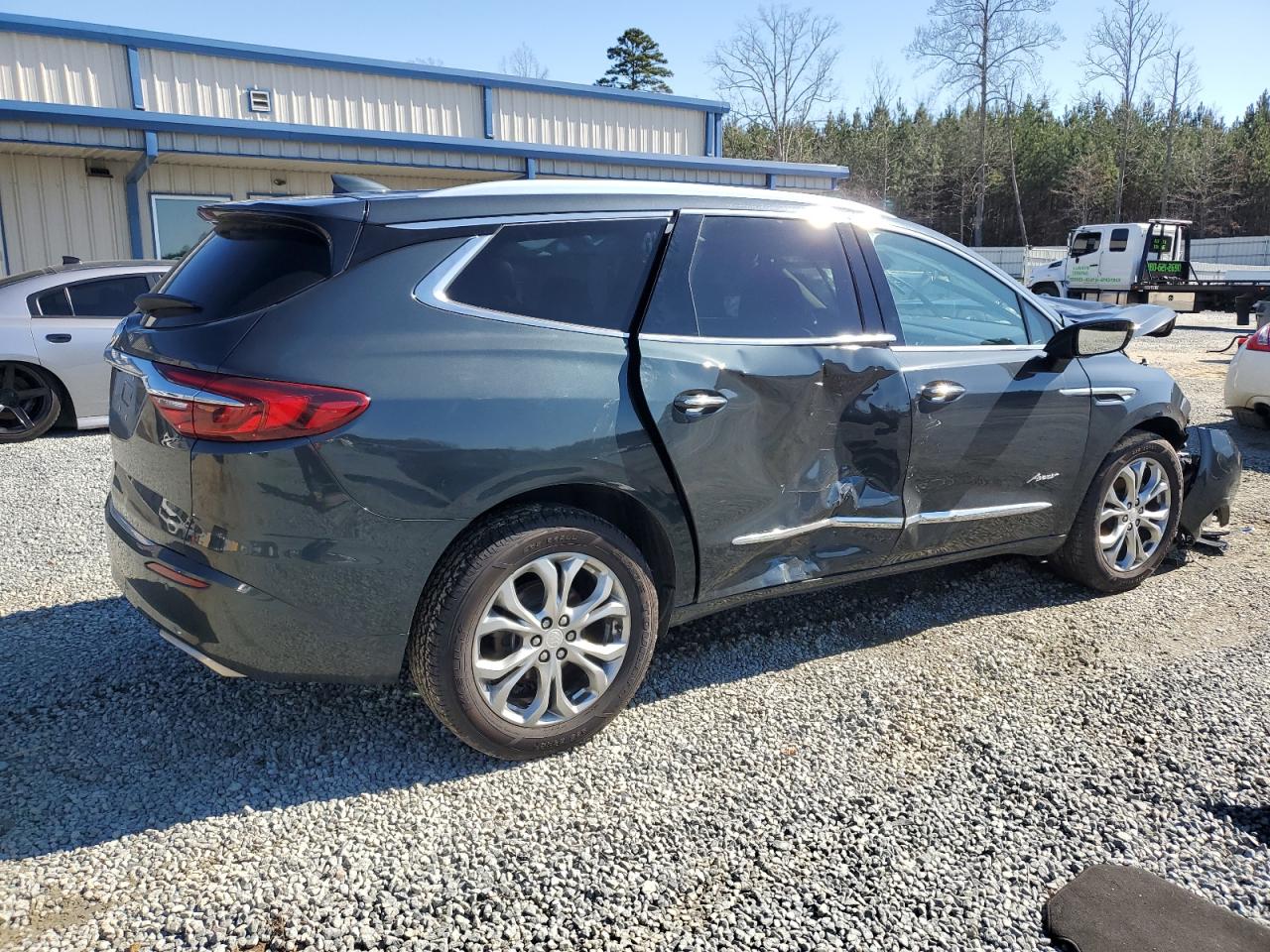 2021 Buick Enclave - Image 3