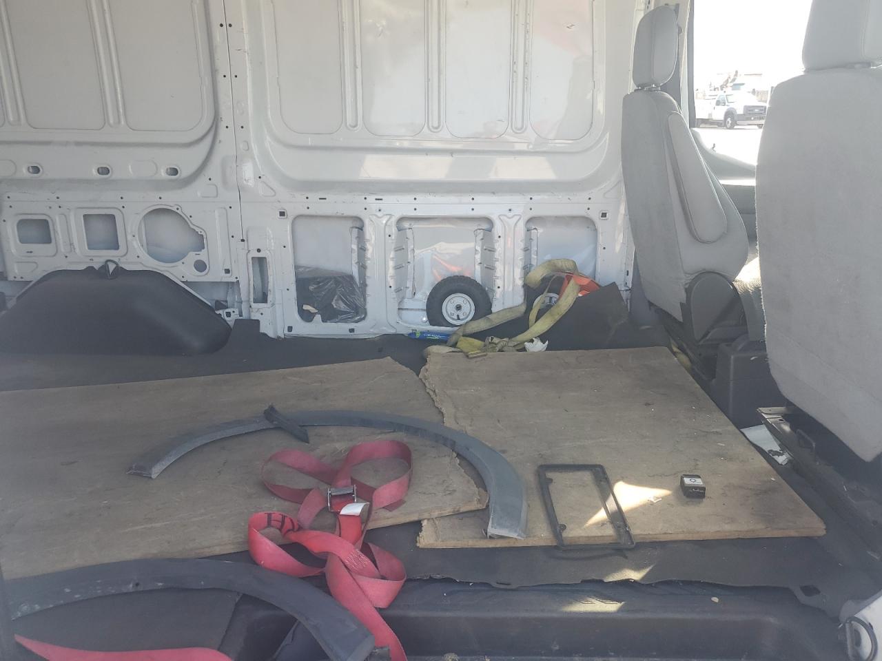 2015 Ford Transit - Image 11