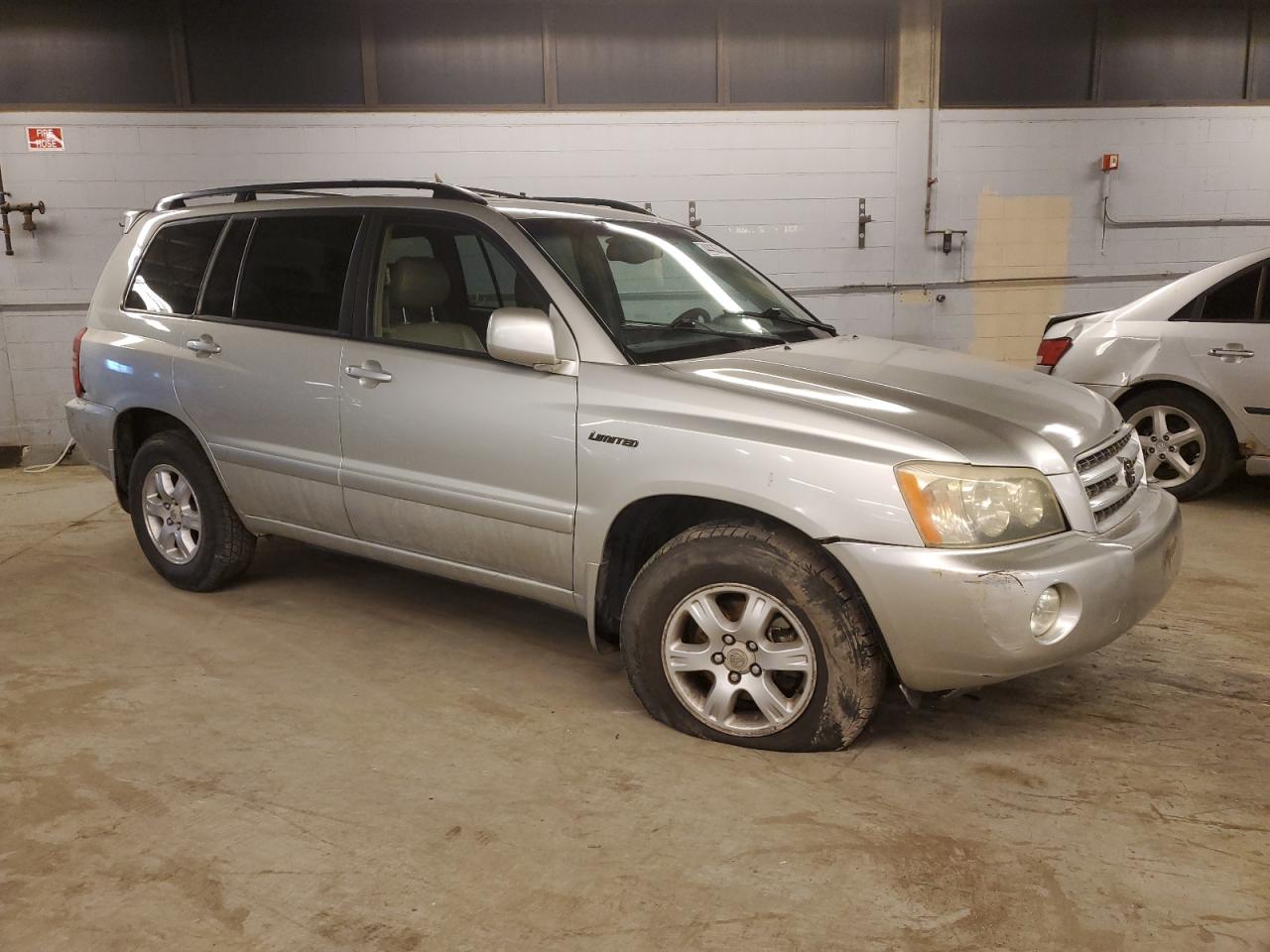 2003 Toyota Highlander - Image 4