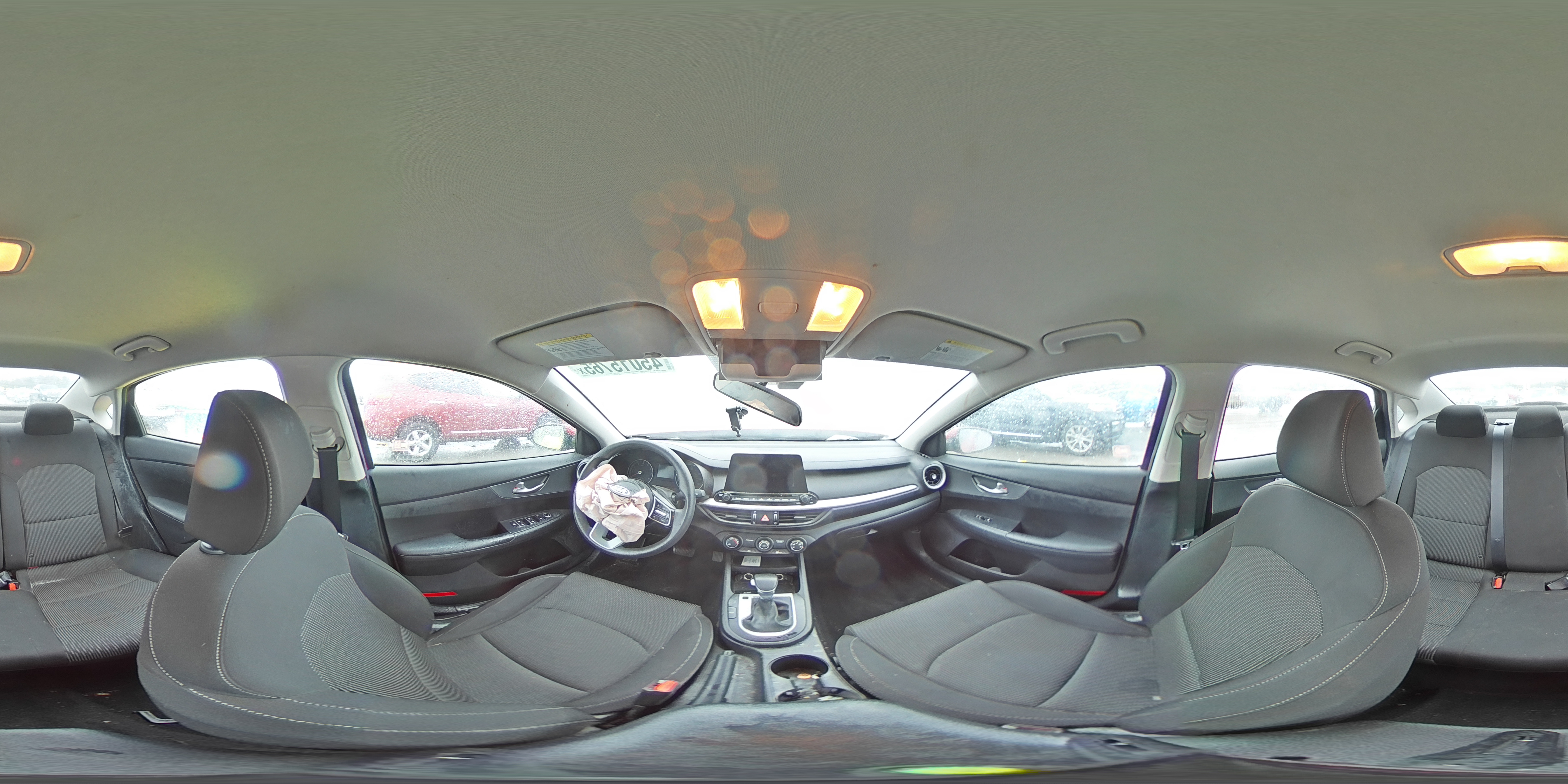 2020 Kia Forte - Image 13