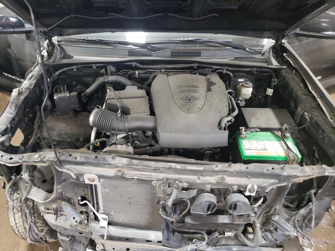 2016 Toyota Tacoma - Image 11