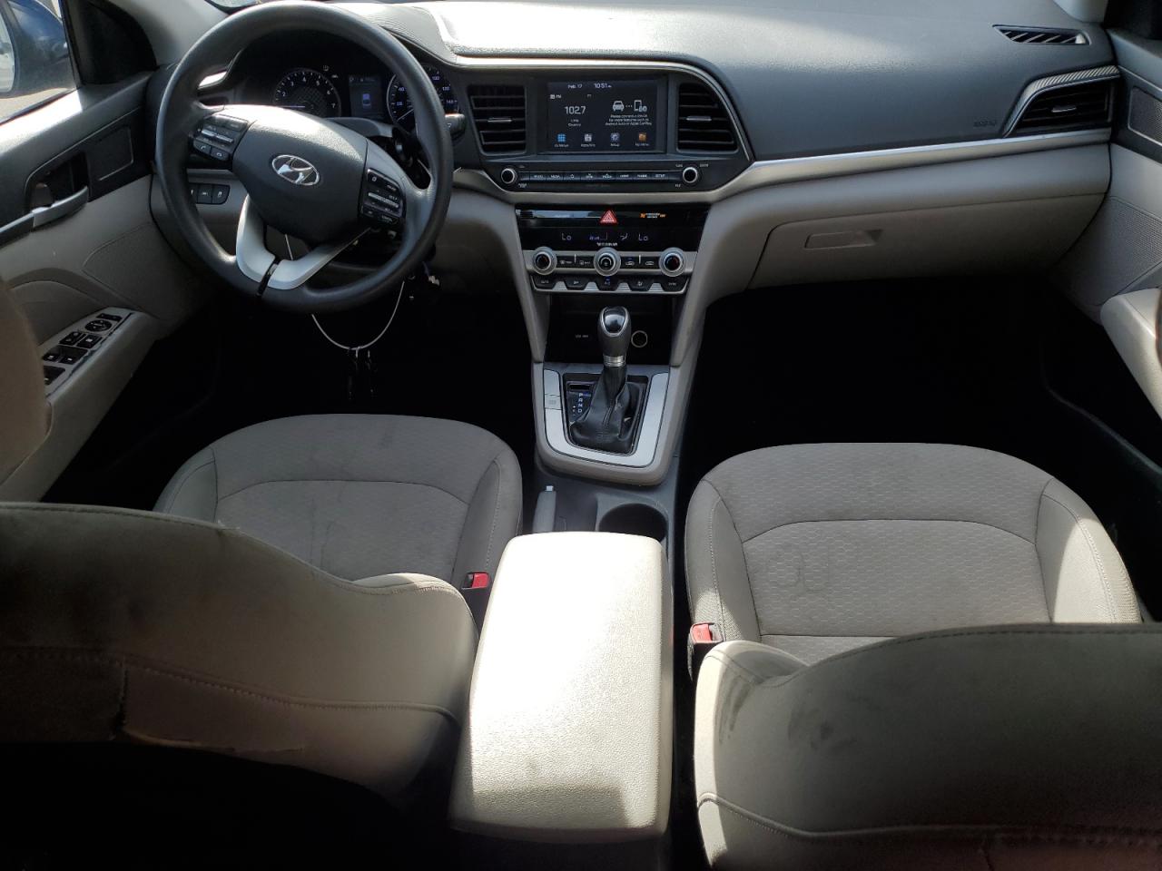 2020 Hyundai Elantra - Image 8