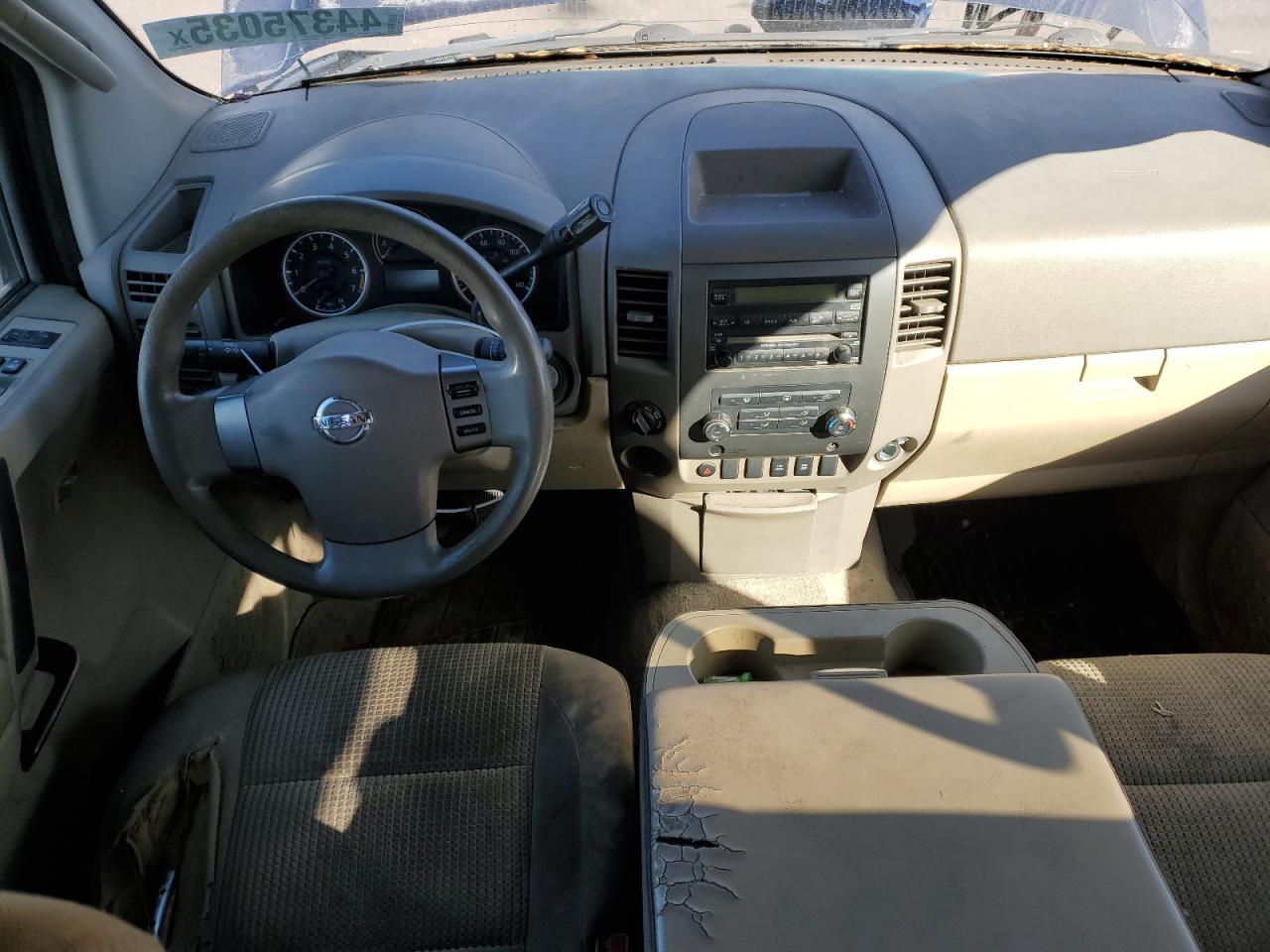 2011 Nissan Titan - Image 8