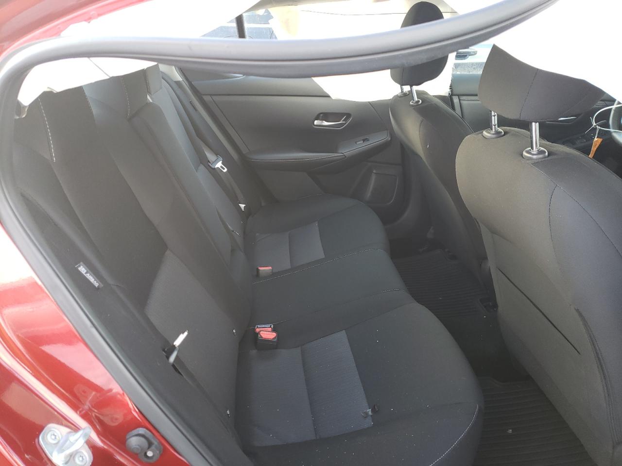 2022 Nissan Sentra - Image 10