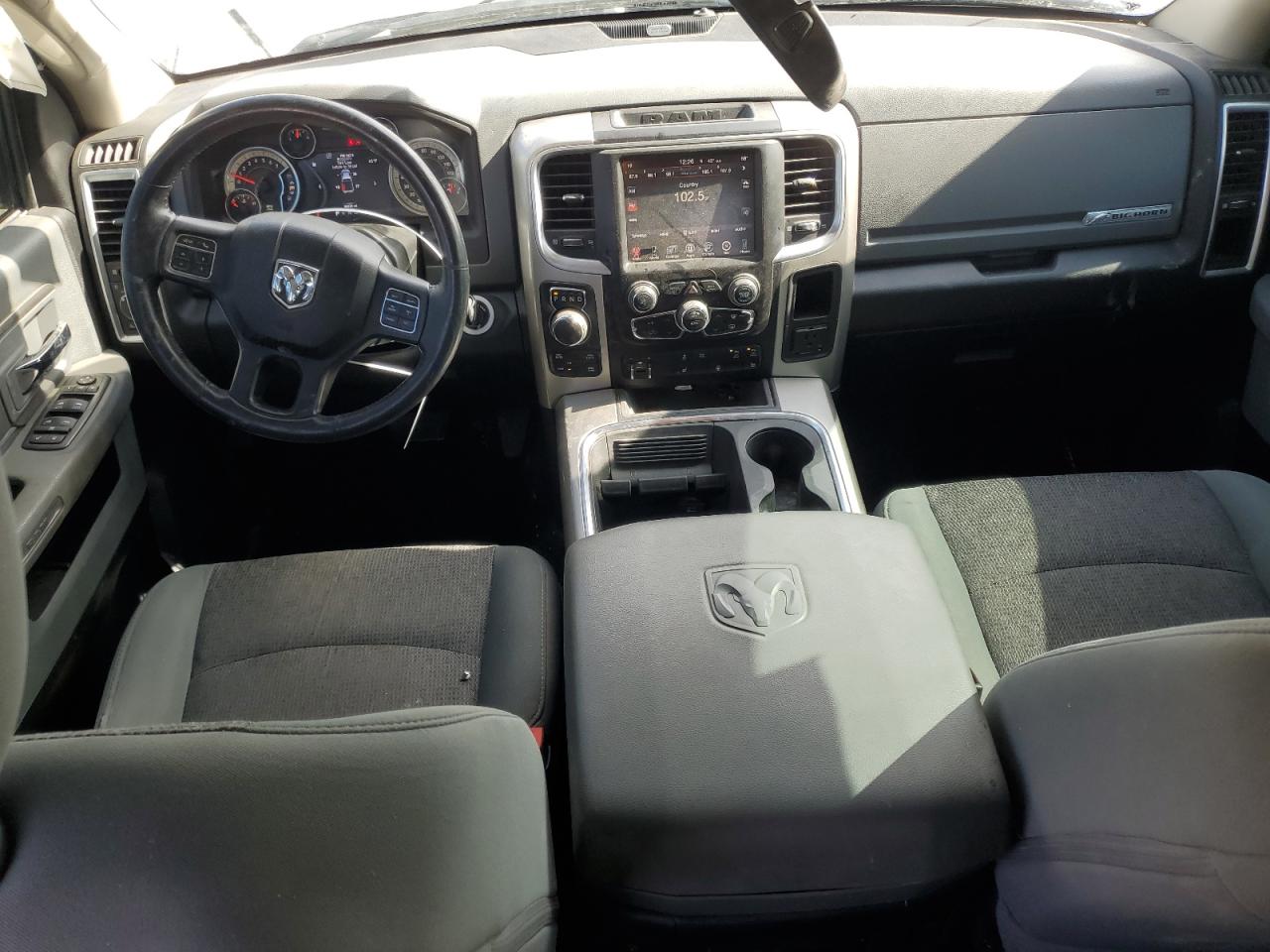 2016 RAM 1500 - Image 8