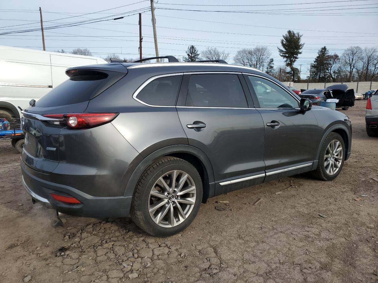 2018 Mazda CX-9 - Image 3