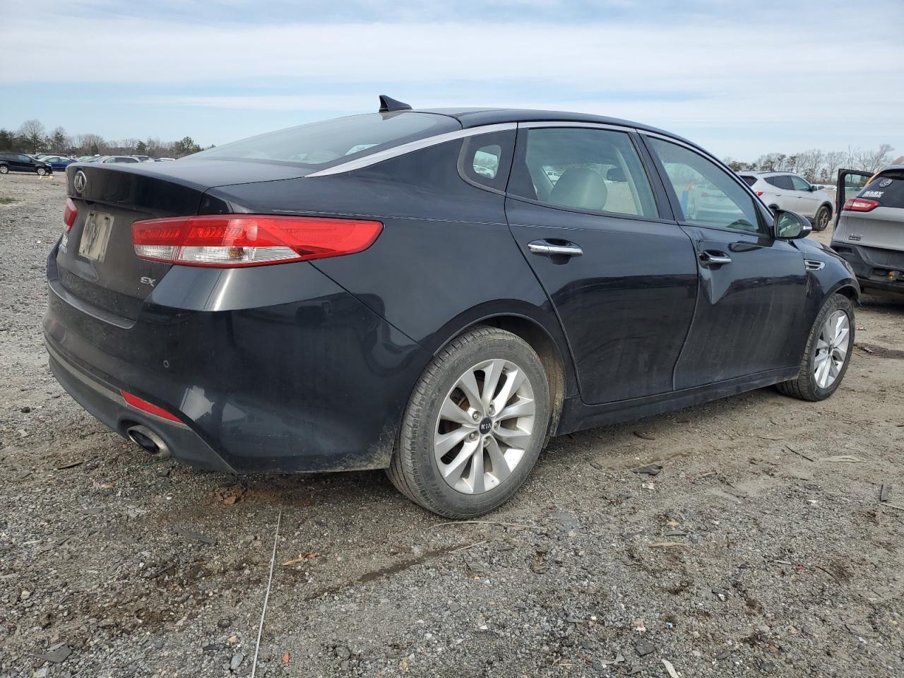 2016 Kia Optima - Image 3