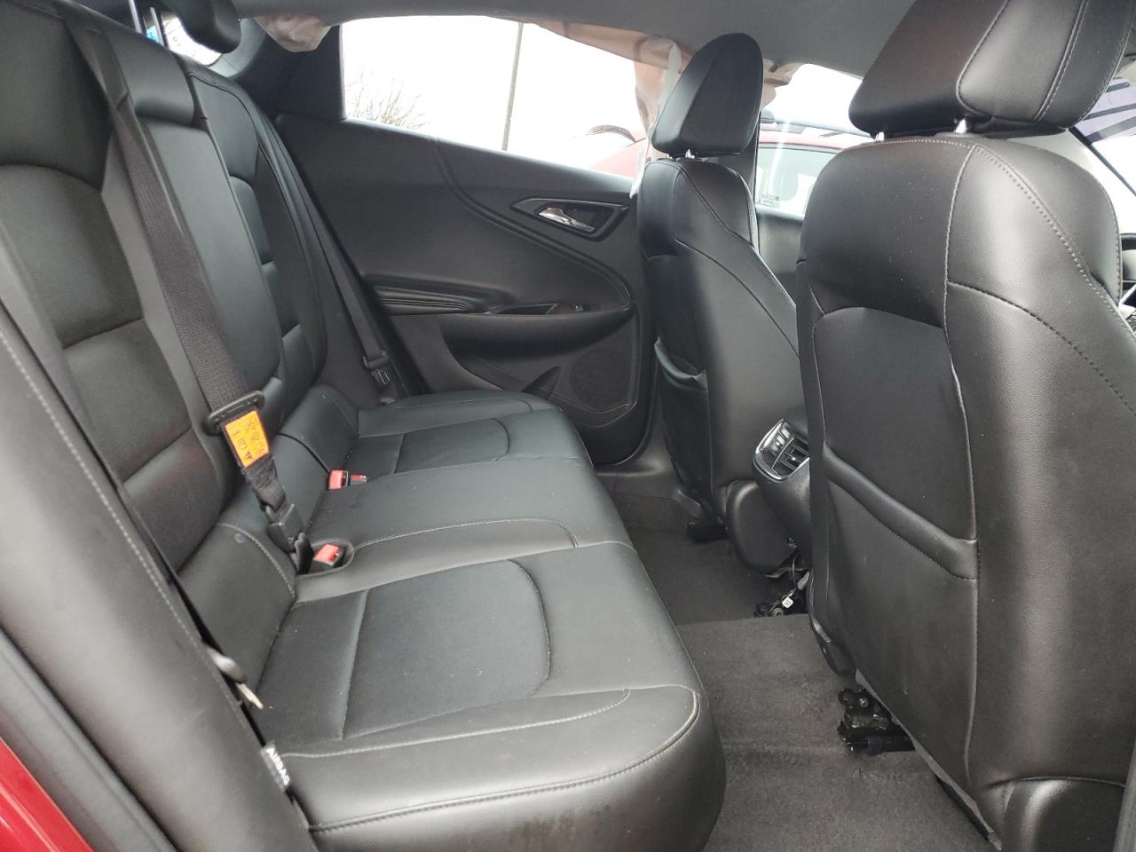 2018 Chevrolet Malibu - Image 10