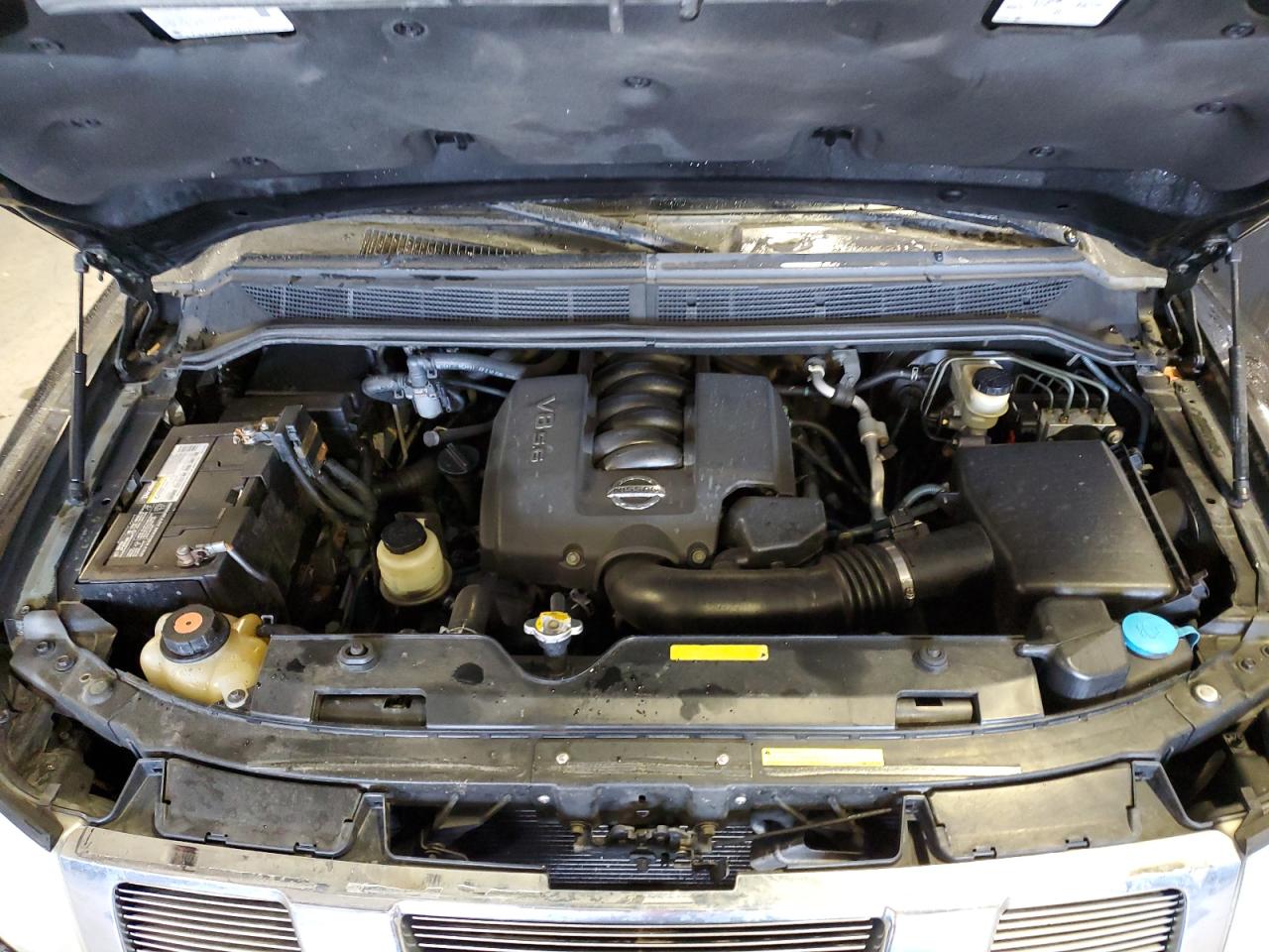 2004 Nissan Armada - Image 12