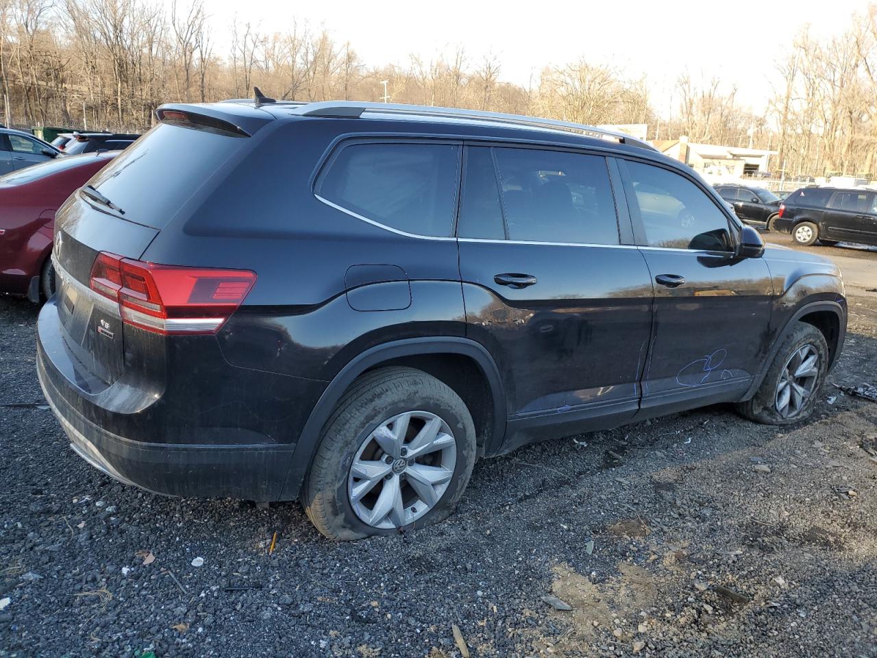 2018 Volkswagen Atlas - Image 3
