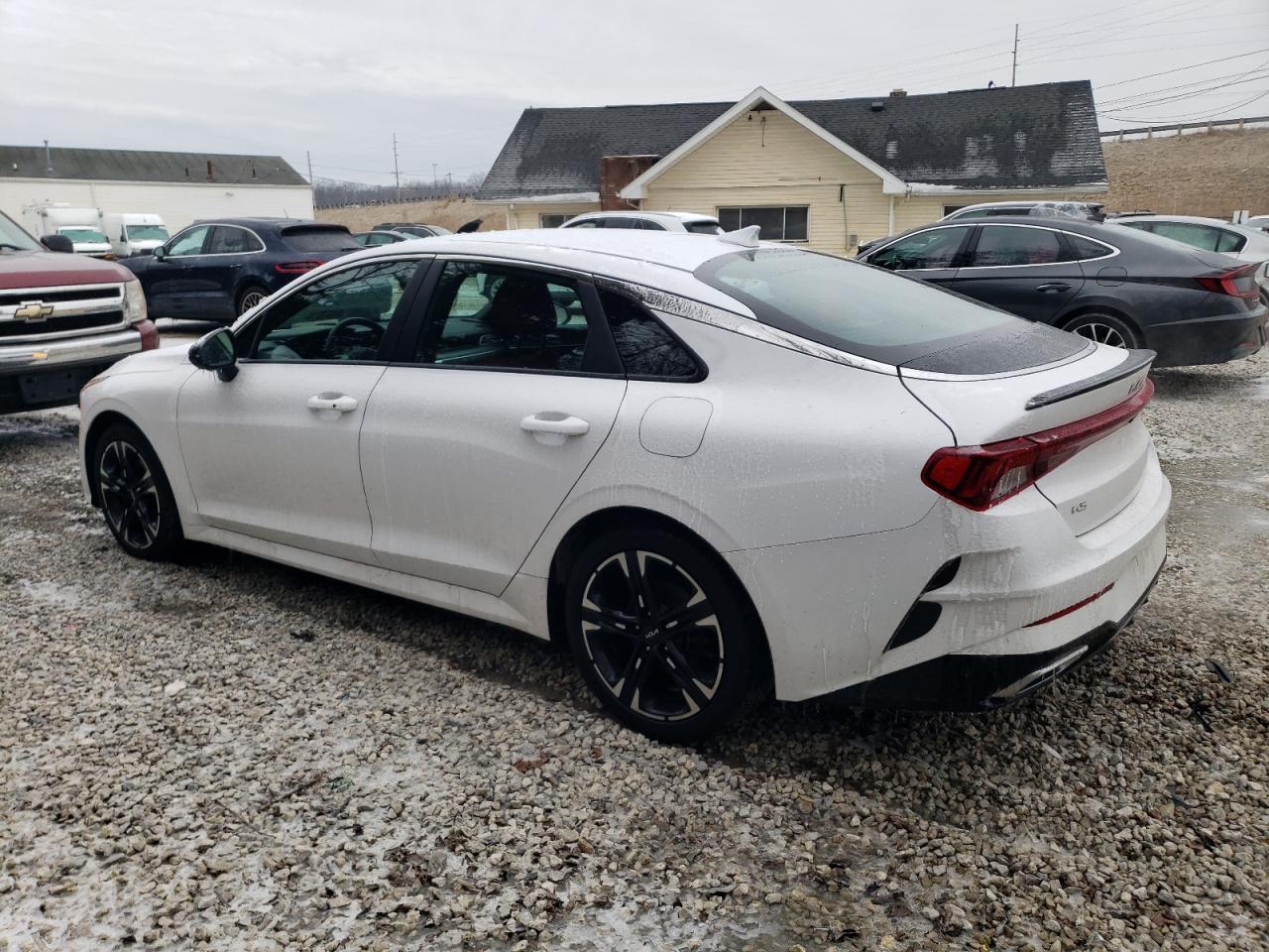 2024 Kia K5 - Image 2