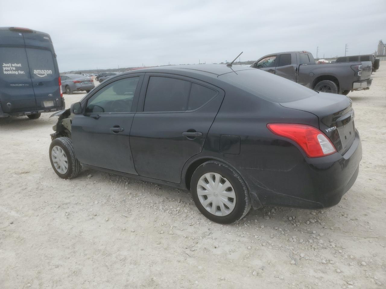 2015 Nissan Versa - Image 2