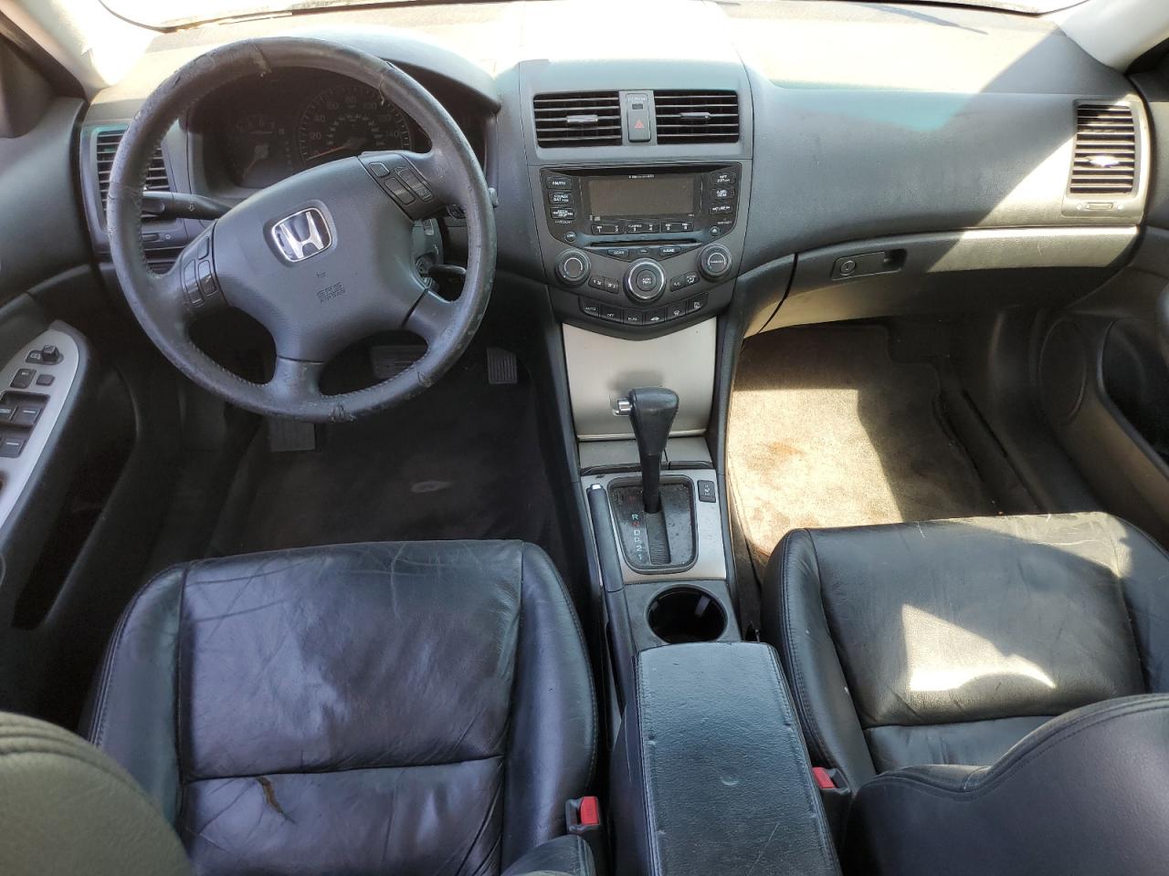 2004 Honda Accord - Image 8