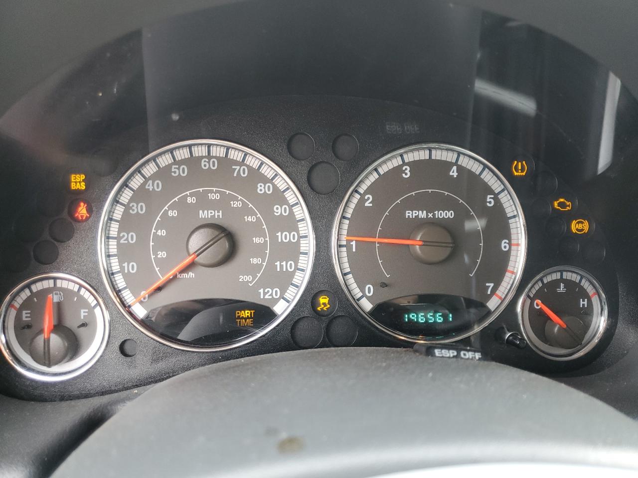 2006 Jeep Liberty (North America) - Image 9