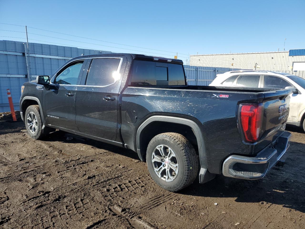 2019 GMC Sierra - Image 2